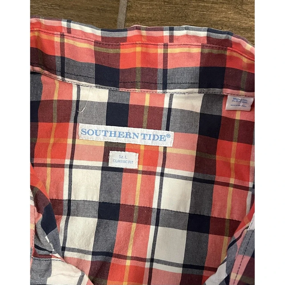 Southern Tide Long Sleeve Button Up Men's Shirt Red Plaid Size L Classic Fit - Picture 5 of 6